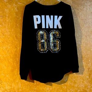 VS Pink shirt sz xs